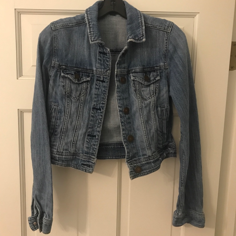 American Eagle denim jacket - size petit small